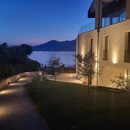 Attilio High Living Suites - Adults Only Torri Del Benaco Eksteriør bilde