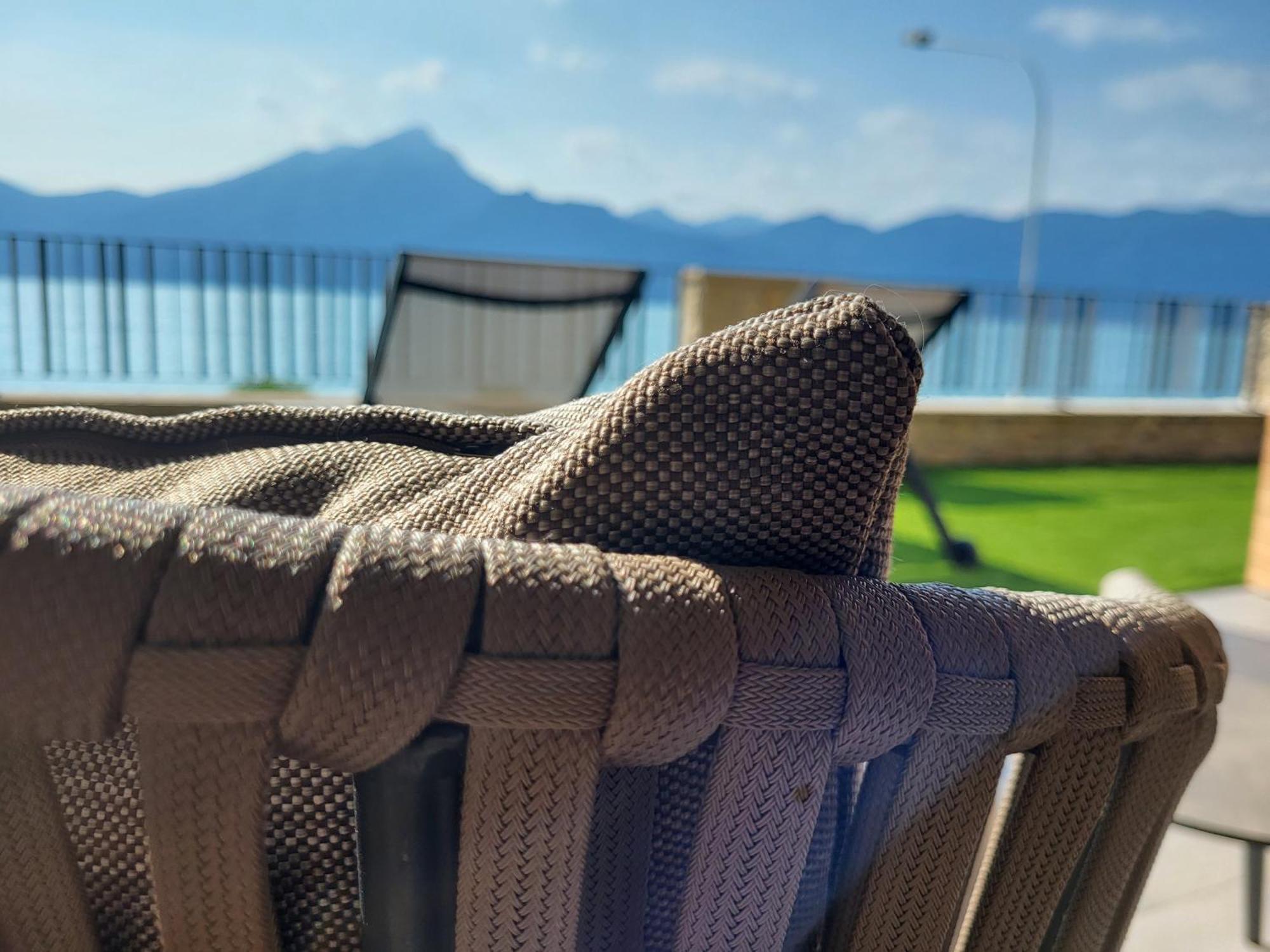 Attilio High Living Suites - Adults Only Torri Del Benaco Rom bilde